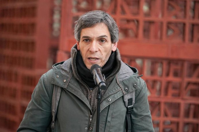 Archivo - El parlamentario de Sumar Jon Hernández