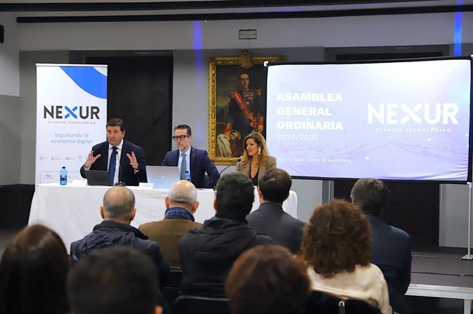 El teniente de alcaldesa de Transformación Digital del Ayuntamiento de Jerez, José Ignacio Martínez, en la asamblea general del Clúster Tecnológico Nexur.