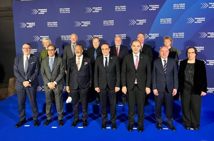 Les autoritats presents en el sopar de gala d'ISE 2026.