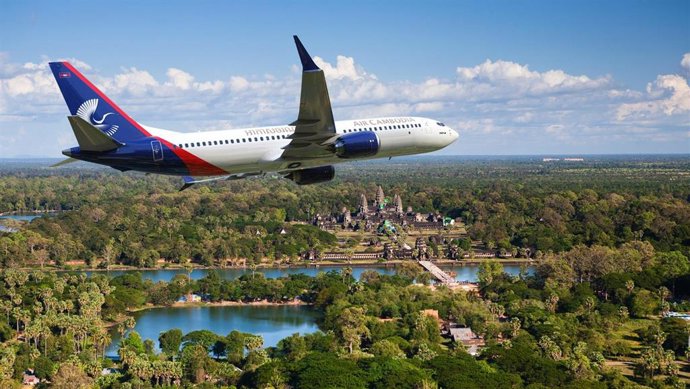 New Boeing customer, Air Cambodia, orders up to 20 737 MAX jets that will fly in the airline’s new livery.