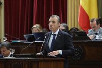 Vera asegura que el Govern no eliminará el plan de libre elección de lengua pese a la petición del STEI