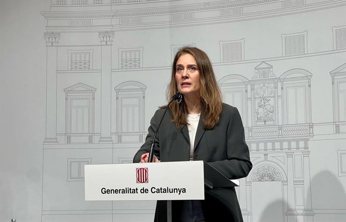 La líder de los Comuns en el Parlament, Jéssica Albiach, en una rueda de prensa desde el Palau de la Generalitat
