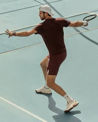 Wilson lanza la zapatilla para tenis Rush 5 Tour, potencia explosiva y durabilidad para Álex de Miñaur.