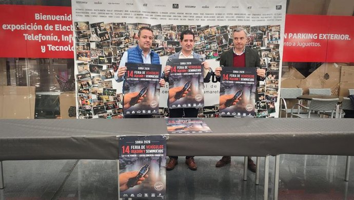 De izda a dcha, Eduardo Madurga, Félix Sanz y Víctor Mateo presentan la XIV Feria de Vehículos de Soria.