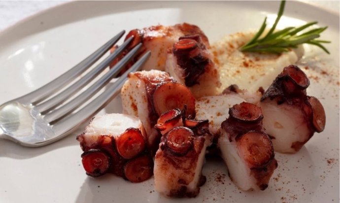 Ni congelarlo ni machacarlo: el método del chef Carlos Maldonado para cocer el pulpo perfecto