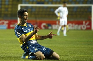 Futbol, Everton vs Audax Italiano. Fecha 6, campeonato Ascenso 2023. El jugador de Everton Lautaro Pastran celebra su gol contra Audax Italiano durante el partido de primera division realizado en el estadio Sausalito de Vina del Mar,