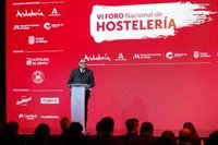 Bernal destaca que Andalucía se consolida como "la región con mayor crecimiento del empleo en hostelería en España"