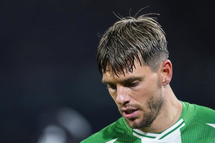 Giovani Lo Celso, del Real Betis, ante el Villarreal CF en La Cartuja.