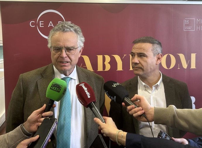 El presidente de CEAPS, Rafael Sánchez-Ostiz, y el presidente de Acalerte, Diego Juez.