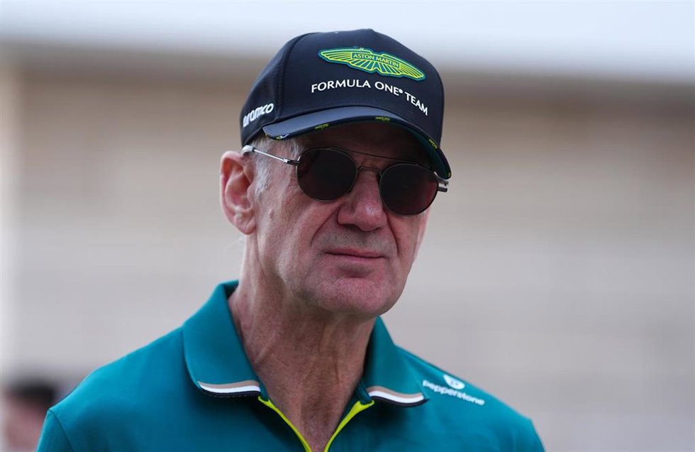 Archivo - El director de equipo de Aston Martin, Adrian Newey, en el GP de Catar 2025.