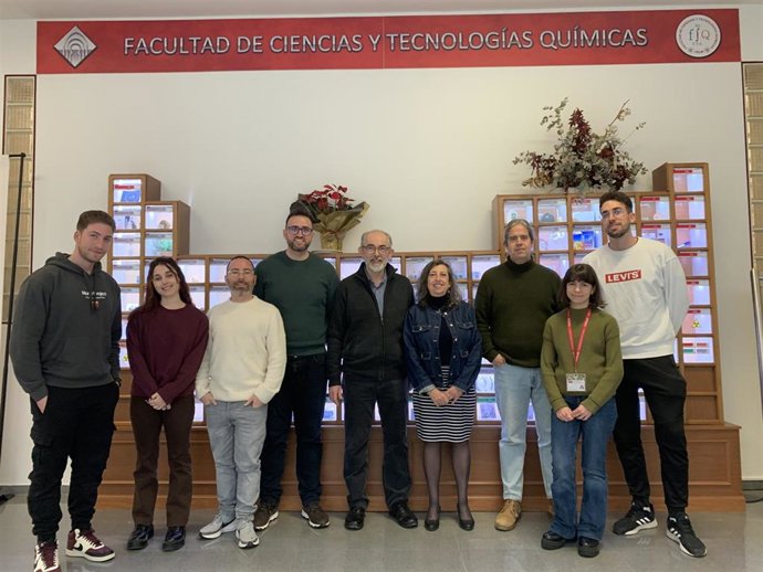 Una investigación de la UCLM revela que un receptor clave del cerebro también regula desde dentro la energía celular.