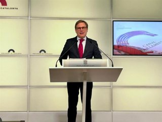 El portavoz de Vox en el Parlament, Joan Garriga, durante una rueda de prensa