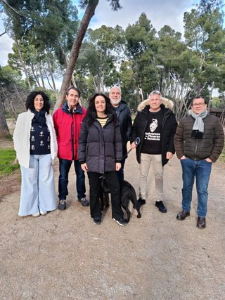 La candidata a la presidencia del Gobierno de Aragón, Marta Abengochea, en el centro.