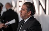 Foto: Brett Ratner, director del documental sobre Melania Trump explica su foto con Epstein y dice que "no lo conocía"