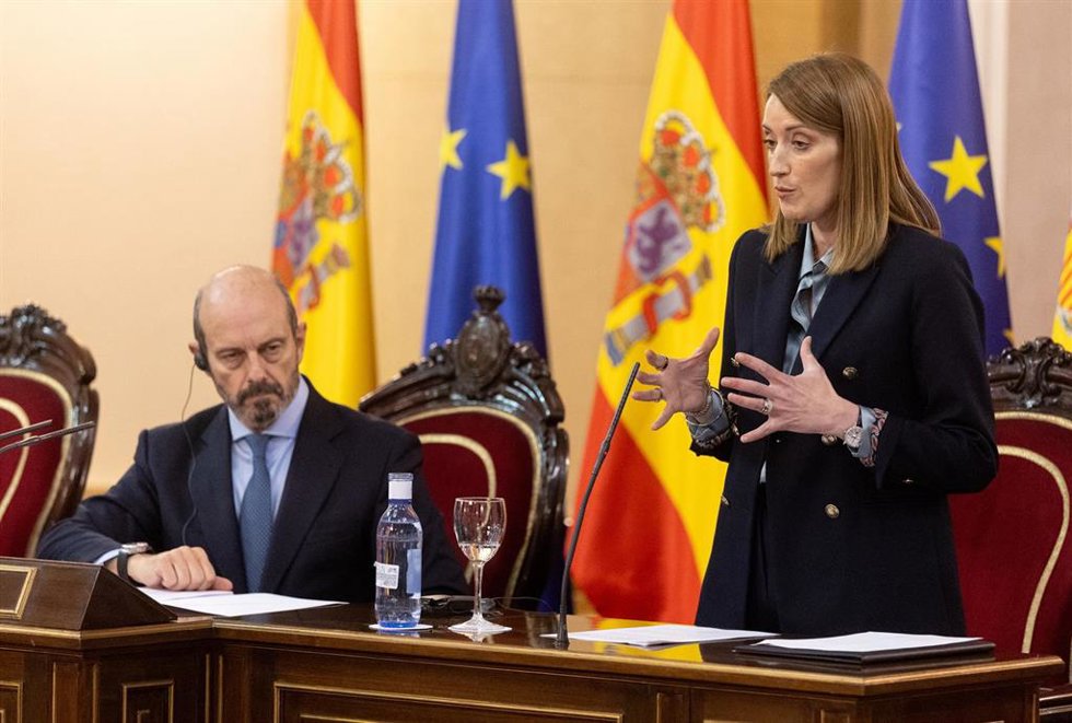 La presidenta de la Eurocámara, Roberta Metsola, en su intervención en el Senado con motivo del 40 aniversario de la adhesión de España a la UE