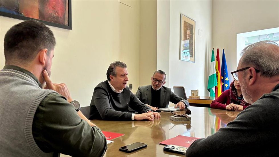 PSOE y sindicatos ante siniestralidad laboral en Sevilla