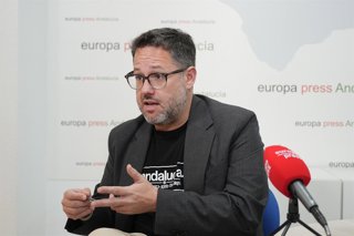 El portavoz de Adelante Andalucía y su candidato a la Presidencia de la Junta de Andalucía, José Ignacio García, durante la entrevista concedida a Europa Press. A 16 de enero de 2026, en Sevilla (Andalucía, España).