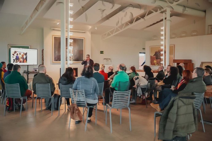 La Red CircularFAB de la Diputación de Cáceres ha celebrado este martes, en el espacio La Nave Va de Berrocalejo, el segundo 'Laboratorio de especialización' para la transformación digital inteligente en la provincia.