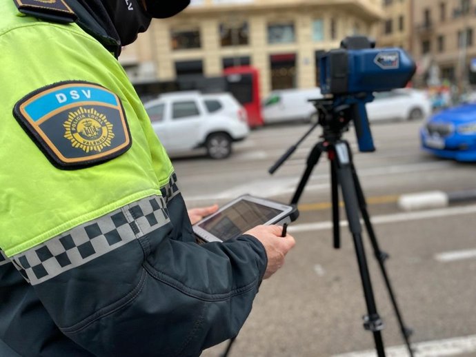 Archivo - Radar para controlar patinetes