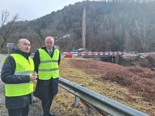 El delegado del Gobierno en Aragón,Fernando Beltrán, y el subdelegado del Gobierno en Huesca, Carlos Campo.