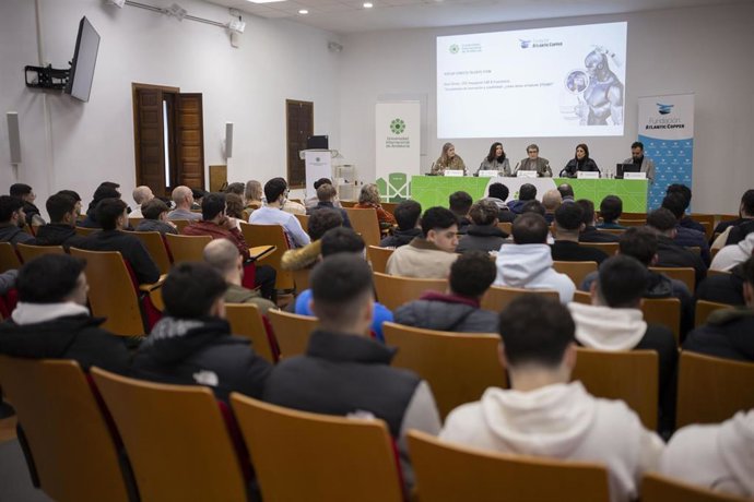  Jornada 'Huelva Conecta Talento STEM en la Sede de Santa María de La Rábida.