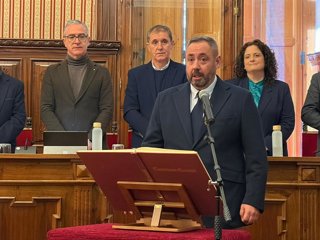 Toma de posesión del nuevo diputado del PP Juan Lupiáñez