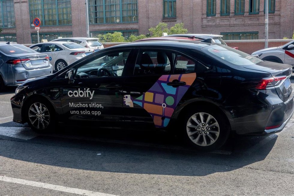 Archivo - Un vehículo de Cabify