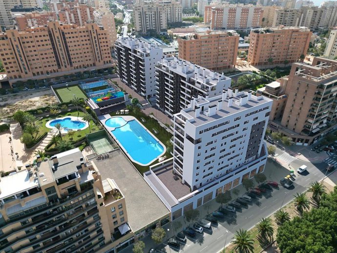 Residencial Les Naus, ubicado en Playa de San Juan, en la ciudad de Alicante
