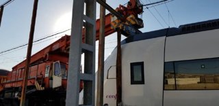 Archivo - Imagen de un 'tren taller'