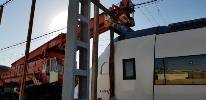 Archivo - Imagen de un 'tren taller'