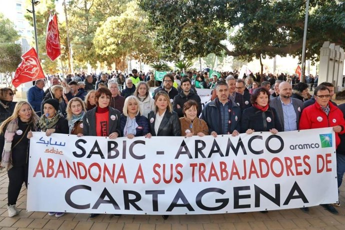 Manifestación en Cartagena en defensa del empleo y la actividad industrial en Sabic