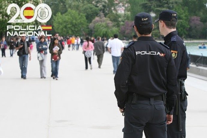 Agentes de la Policía Nacional.