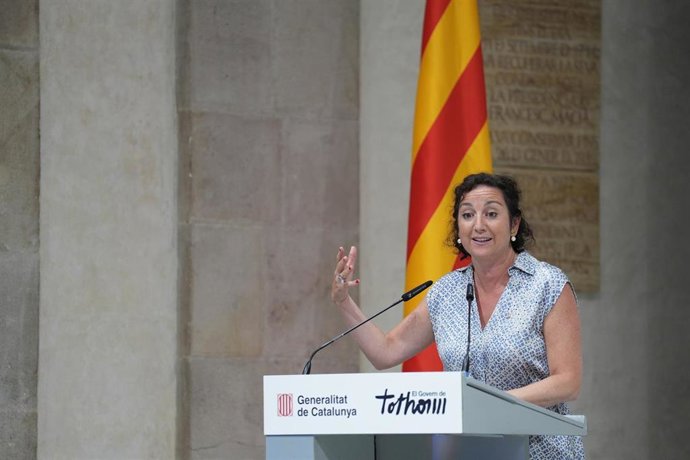 Archivo - La consellera de Economía de la Generalitat, Alícia Romero