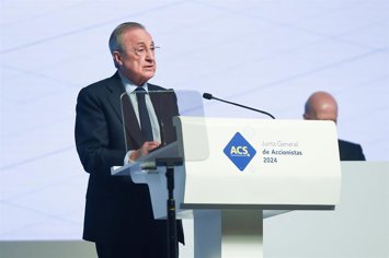 Archivo - El presidente de ACS, Florentino Pérez, interviene durante la junta general ordinaria de accionistas 2024, en la Feria de Madrid Ifema, a 10 de mayo de 2024, en Madrid (España). El presidente de ACS ha incidido en el nuevo plan estratégico, lanz