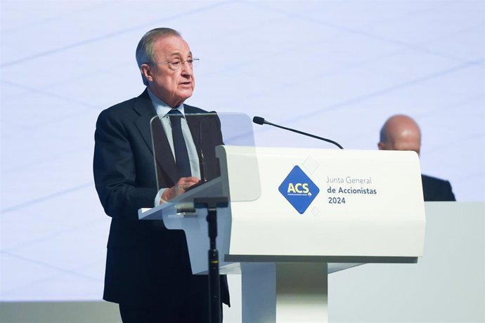 Archivo - El presidente de ACS, Florentino Pérez, interviene durante la junta general ordinaria de accionistas 2024, en la Feria de Madrid Ifema, a 10 de mayo de 2024, en Madrid (España). El presidente de ACS ha incidido en el nuevo plan estratégico, lanz