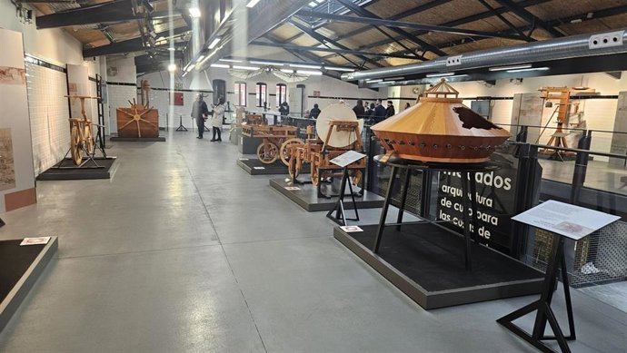 El Espacio Medarde acoge una exposición original e interactiva con 21 máquinas del genio renacentista, que acerca la ingeniería y la ciencia al gran público.