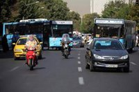Irán autoriza formalmente a las mujeres a conducir motocicletas