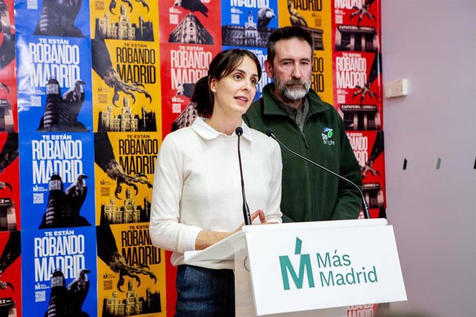 Rueda de prensa de la portavoz de Más Madrid, Rita Maestre, y del portavoz del Grupo de Trabajo de la Casa de Campo de Ambroz, Miguel Ángel García,