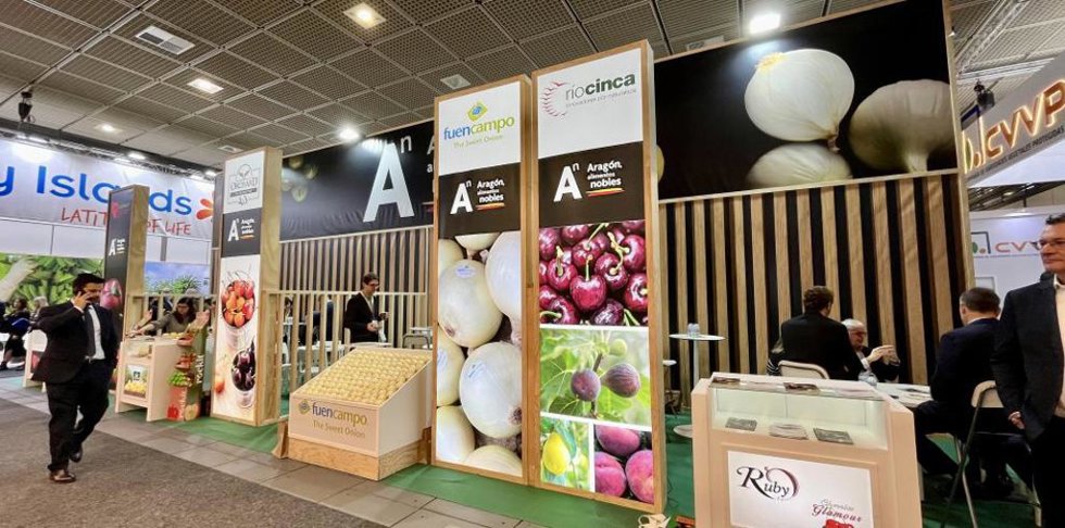 Archivo - Aragón Alimentos Nobles exhibe sus productos hortofrutícolas en la Feria Fruit Logistica de Berlín.