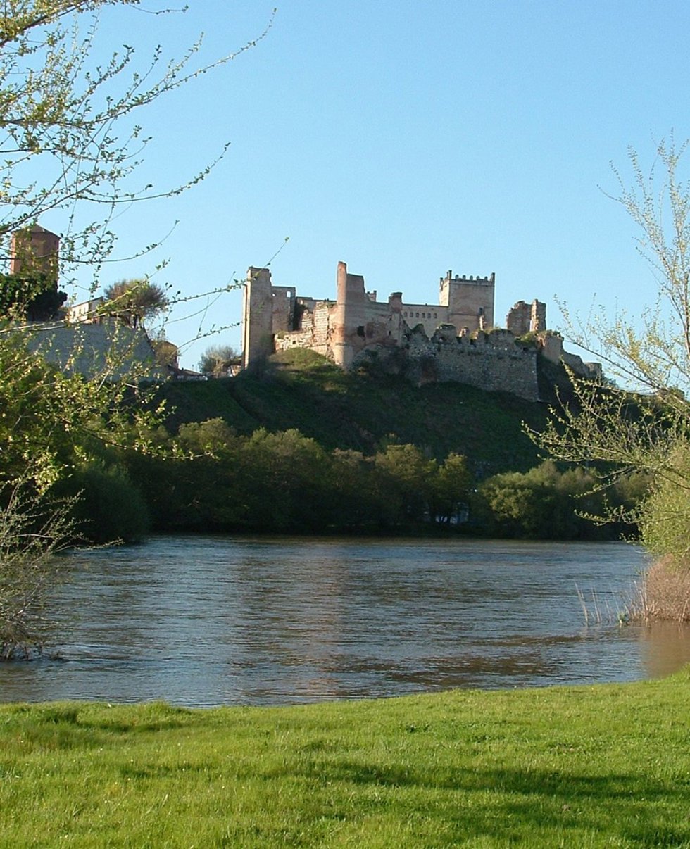 Archivo - El río Alberche a su paso por Escalona.