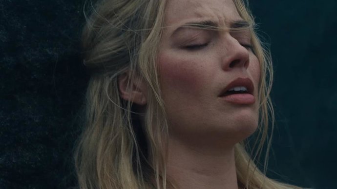 Las primeras reacciones a Cumbres borrascosas ensalzan la tensión sexual entre Robbie y Elordi: "Todo es GRANDE"