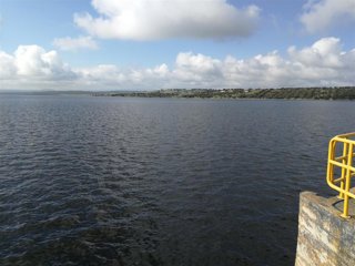 Archivo - Imagen de archivo del embalse de Santa Teresa, en Salamanca. 