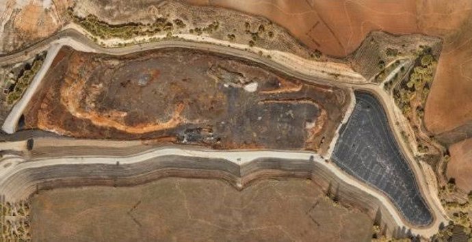 El Consejo de Medio Ambiente de la Junta suspende la ampliación del vertedero de Santovenia (Valladolid)