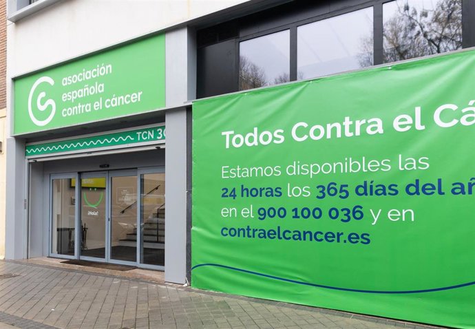 Fachada de la Sede de la Asociación Española contra el Cáncer.