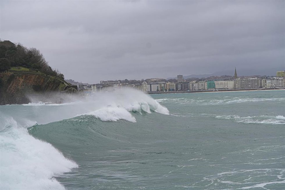 Olas en San Sebastián
