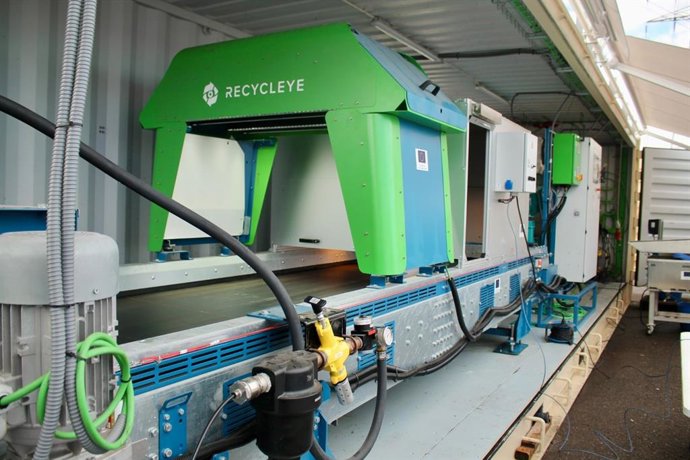 València se convierte en el primer nodo demostrador del proyecto MixMatters con una unidad de separación inteligente de residuos agroalimentarios instalada en Mercavalència.