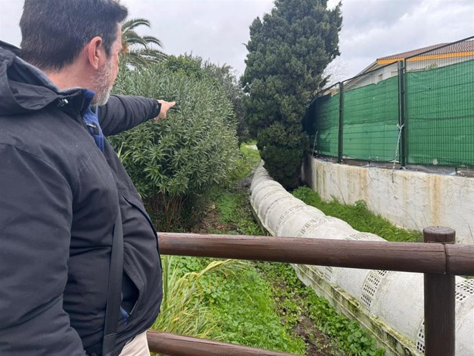 Mijas supervisa el estado de los colegios para evitar incidencias a causa del temporal