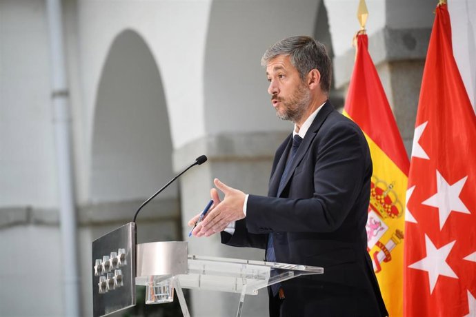 Archivo - El consejero de Presidencia, Justicia y Administración Local, y portavoz del Gobierno autonómico, Miguel Ángel García Martín, durante una rueda de prensa tras la reunión del Consejo de Gobierno de la Comunidad de Madrid,