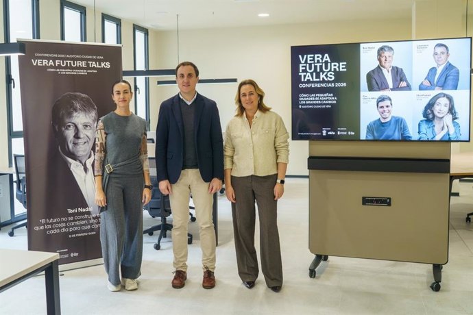 Presentación del ciclo de encuentros 'Vera Future Talks'.