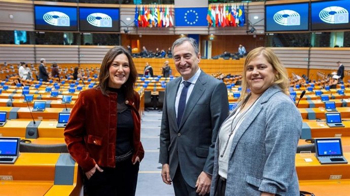 El presidente del EBB del PNV, Aitor Esteban, visita Bruselas